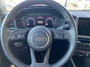 Audi  35 TFSI S tronic *Navi, LED, Kamera*