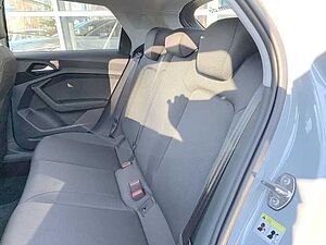 Audi  35 TFSI S tronic *Navi, LED, Kamera*